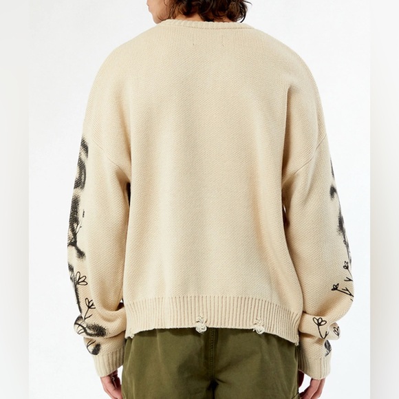 PacSun Beige Graphic Crewneck Sweater - Picture 2 of 3